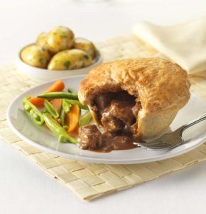 Quorn Meat Free Steak Style & Gravy Pie - UK Frozen Food